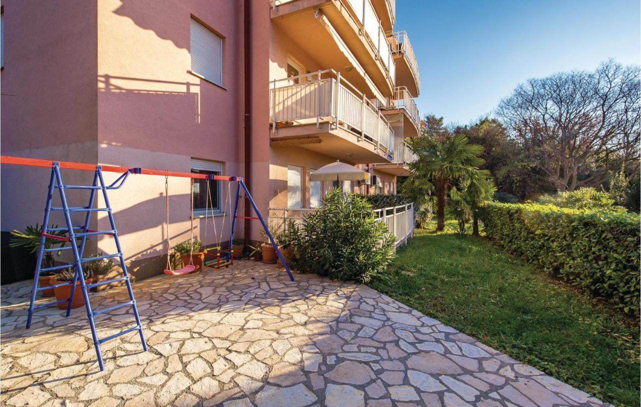1 Bedroom Amazing Apartment In Rijeka Bagian luar foto
